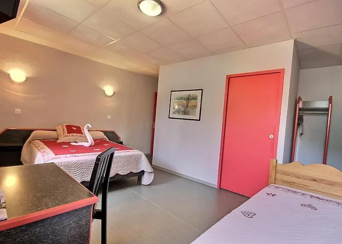 Hotel Central Отель 2*