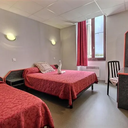Hotel Hotel Central Saint-Pierre-dʼAlbigny